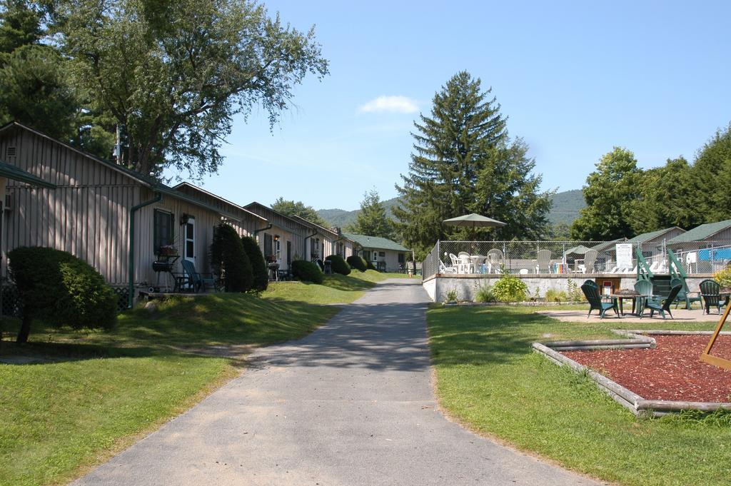 Hotel Lincoln Log Colony Lake George Exterior foto