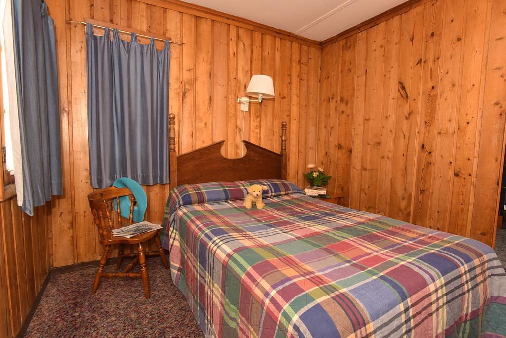 Hotel Lincoln Log Colony Lake George Exterior foto